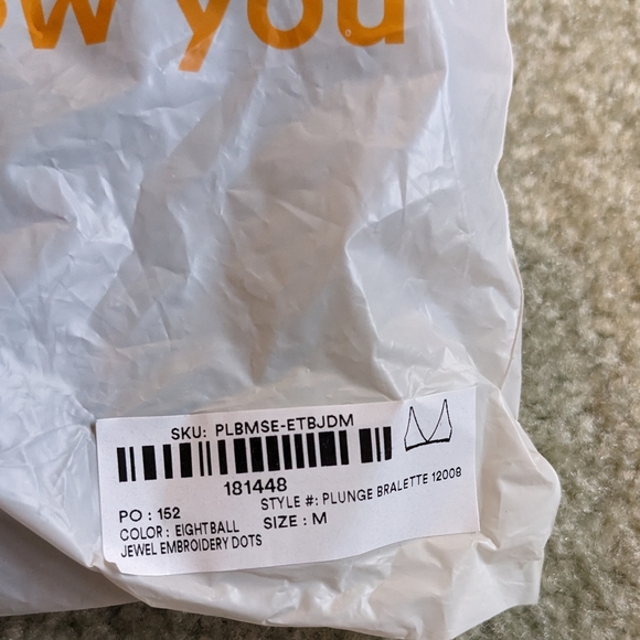 2 New Parade bralettes - Picture 5 of 7